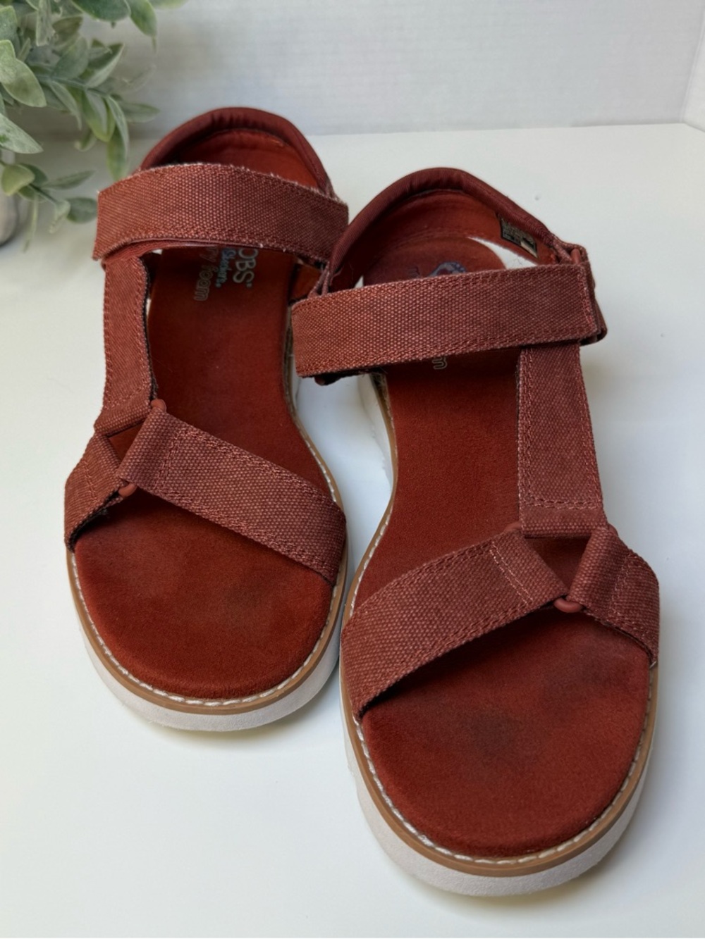 Skechers BOBS Desert Kiss Women's Wedge Sandals in Brick Red Size 9 Adjustable - Picture 5 of 16